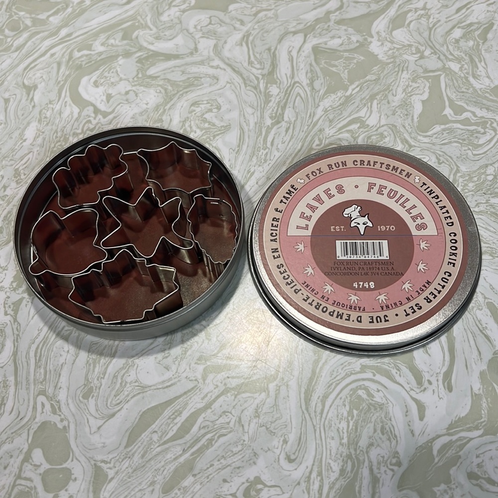 Cookie cutters LEAVES Fox Run Craftsmen NEW